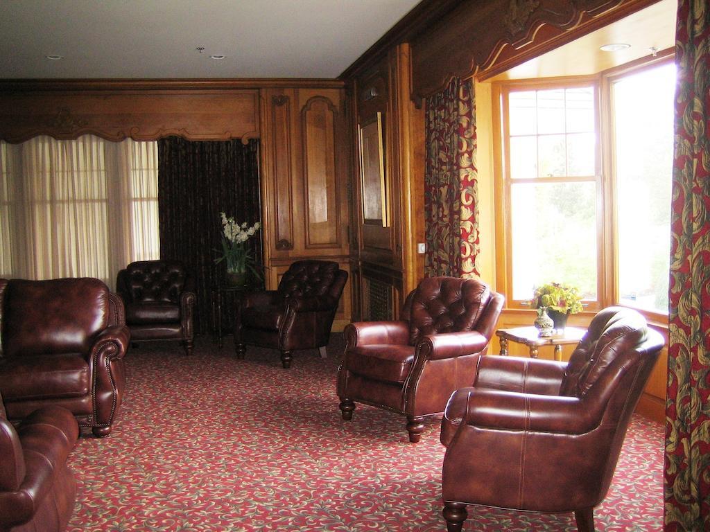 Crown Mansion Boutique Hotel & Villas クアリカム・ビーチ エクステリア 写真