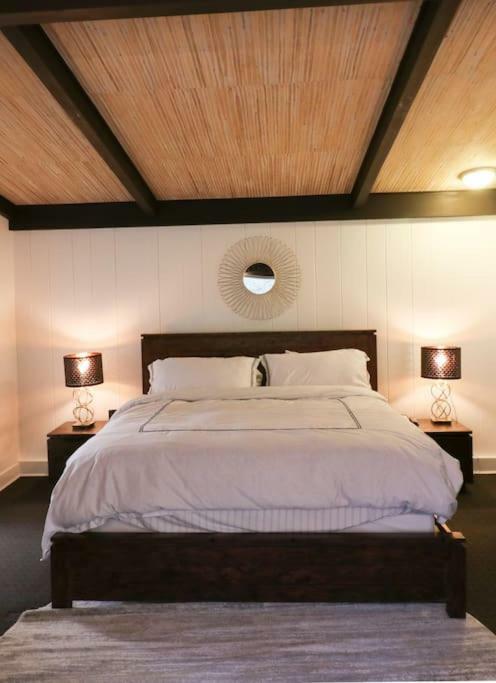 Crown Mansion Boutique Hotel & Villas クアリカム・ビーチ エクステリア 写真