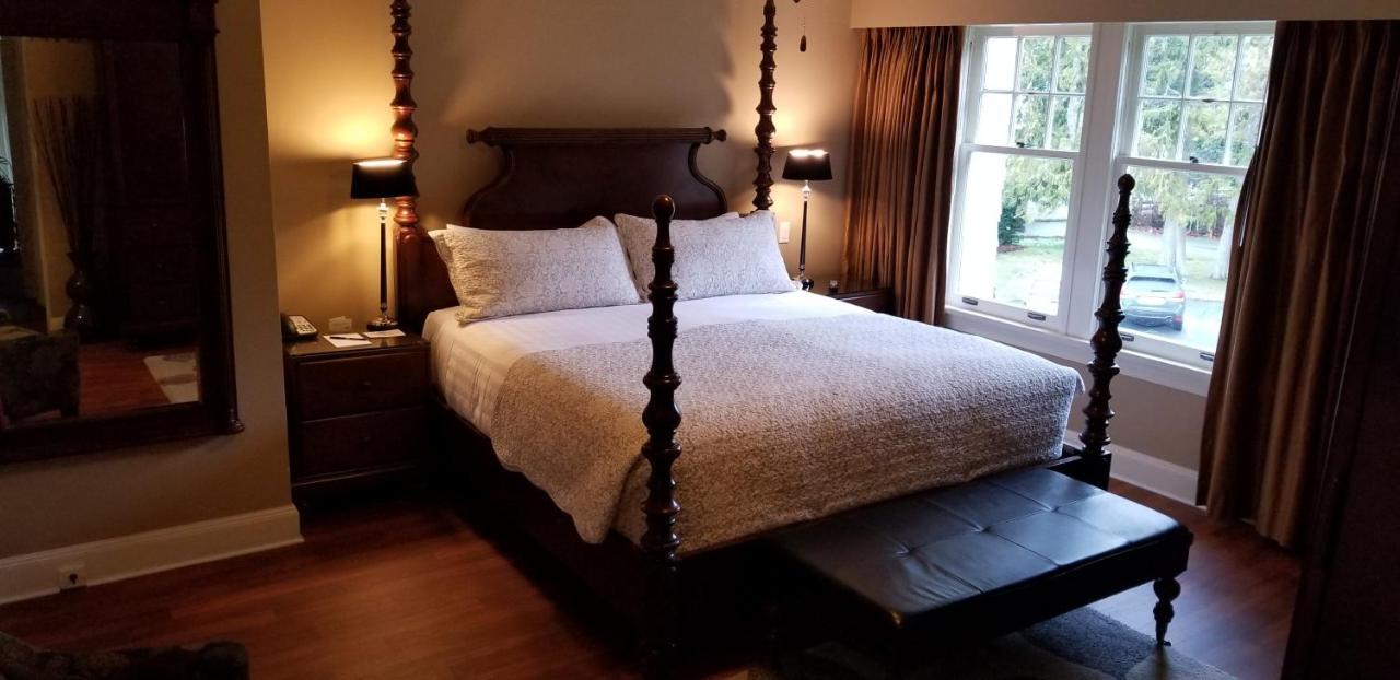 Crown Mansion Boutique Hotel & Villas クアリカム・ビーチ エクステリア 写真
